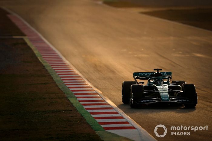 Lance Stroll, Aston Martin AMR22