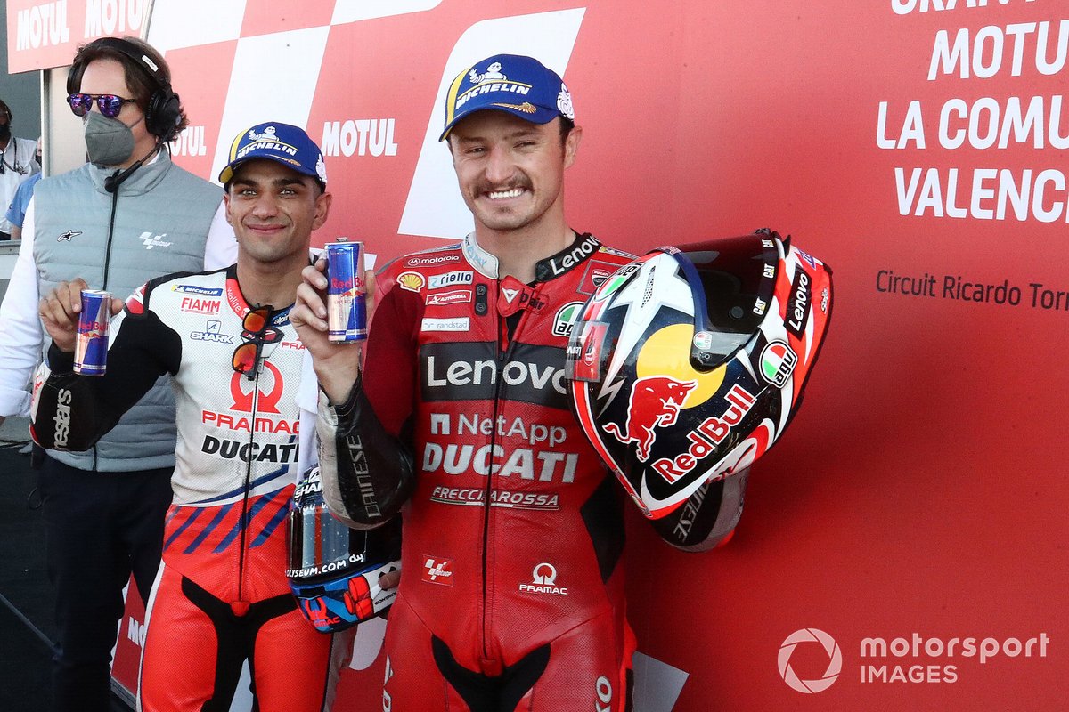 Ganador de la pole Jorge Martín, Pramac Racing, Jack Miller, equipo Ducati