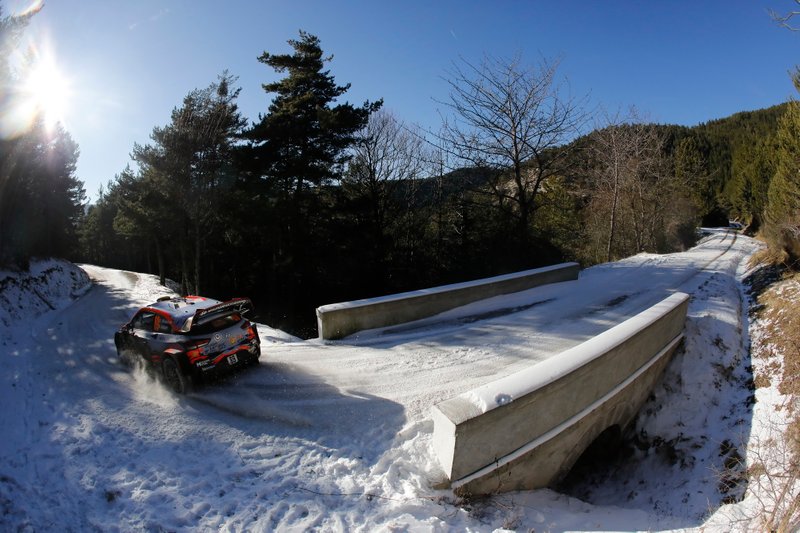 Андреас Миккельсен и Андерс Егер, Hyundai Shell Mobis WRT, Hyundai i20 Coupe WRC