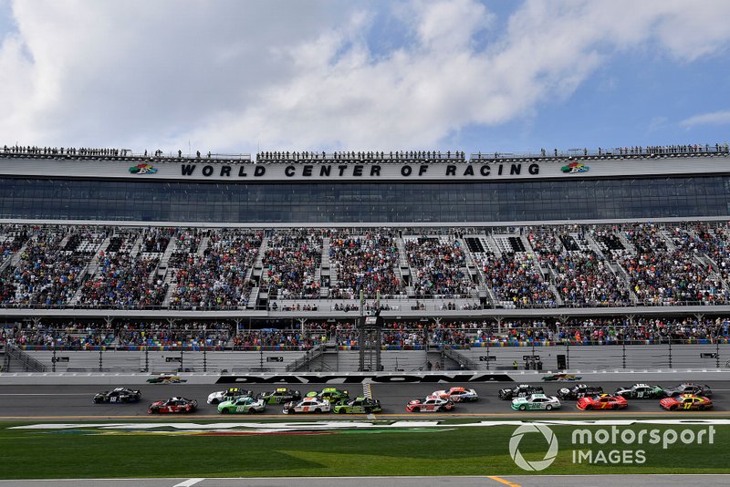 Jeffrey Earnhardt, Joe Gibbs Racing, Toyota Supra iK9 leads