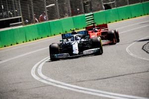 Valtteri Bottas, Mercedes AMG W10, devant Sebastian Vettel, Ferrari SF90