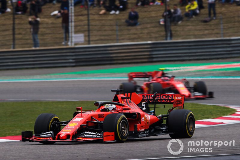 Sebastian Vettel, Ferrari SF90 y Charles Leclerc, Ferrari SF90