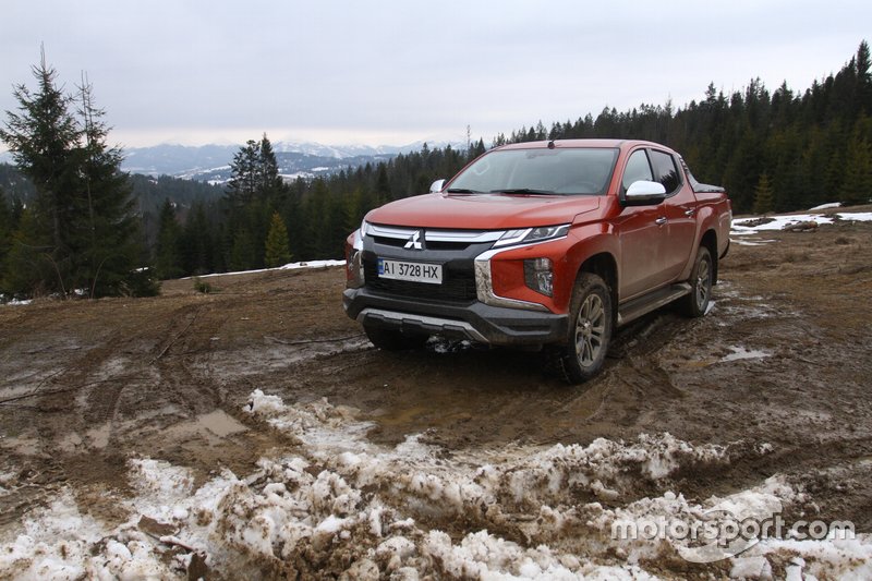 Mitsubishi L200