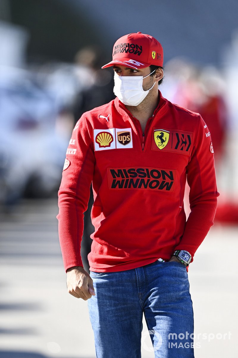 Carlos Sainz Jr., Ferrari