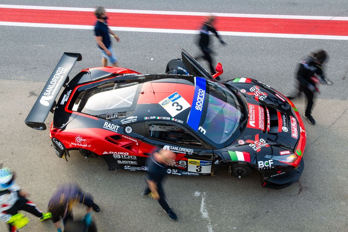 #3 Easy Race, Ferrari 488 GT3 Evo: Fabrizio Crestani, Luca Filippi, Matteo Greco