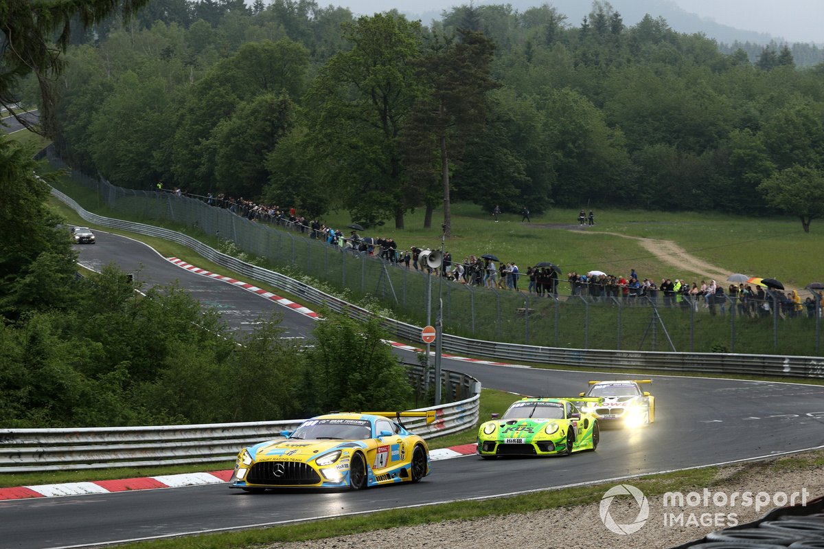 #4 Mercedes-AMG Team HRT Mercedes AMG GT3: Adam Christodoulou, Maro Engel, Manuel Metzger, Luca Stolz, #911 Manthey Racing Porsche 911 GT3 R: Matteo Cairoli, Lars Kern, Michael Christensen, Kevin Estre