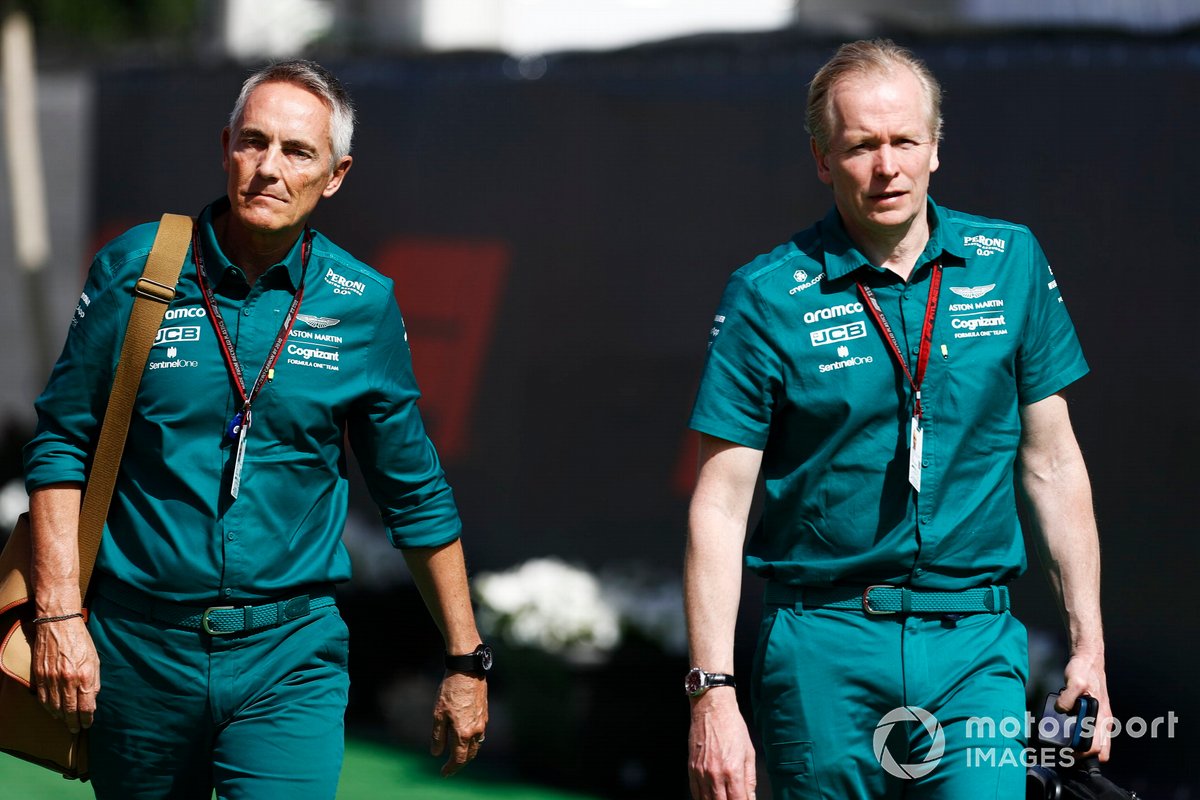 Martin Whitmarsh, Director General del Grupo Aston Martin, Andrew Green, Director Técnico, Aston Martin