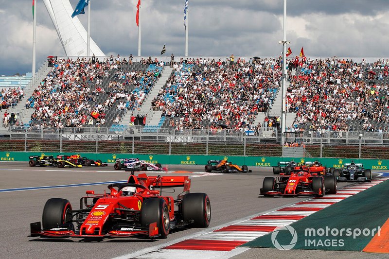 Sebastian Vettel, Ferrari SF90, Charles Leclerc, Ferrari SF90, Lewis Hamilton, Mercedes AMG F1 W10, Carlos Sainz Jr., McLaren MCL34, Valtteri Bottas, Mercedes AMG W10 y Lando Norris, McLaren MCL34