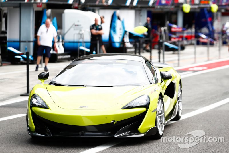 Pirelli Hot Lap con Lando Norris