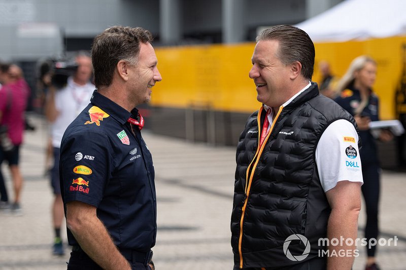 Christian Horner, Team Principal, Red Bull Racing, and Zak Brown, Executive Director, McLaren