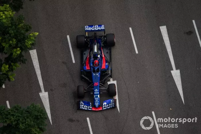 15 - Daniil Kvyat, Toro Rosso STR14