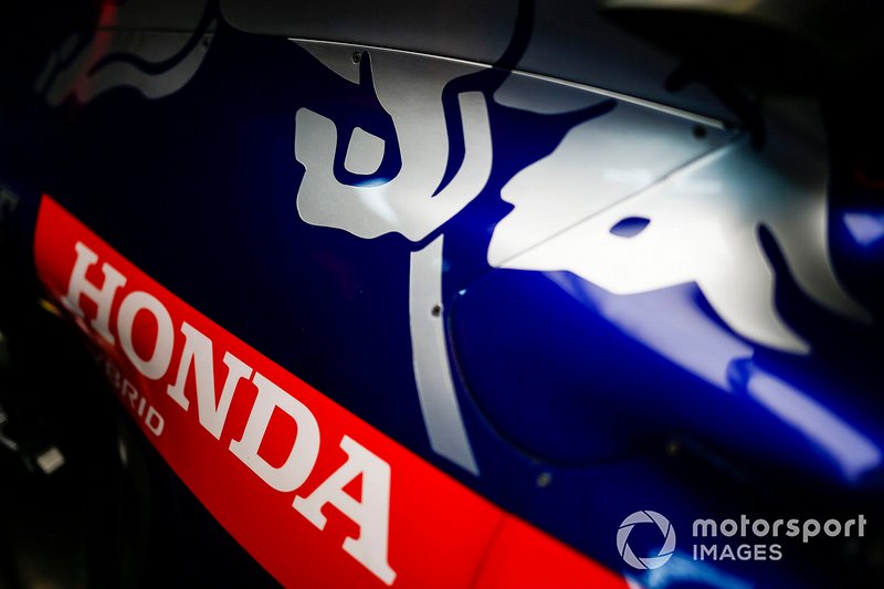 The sidepod of the Toro Rosso STR14