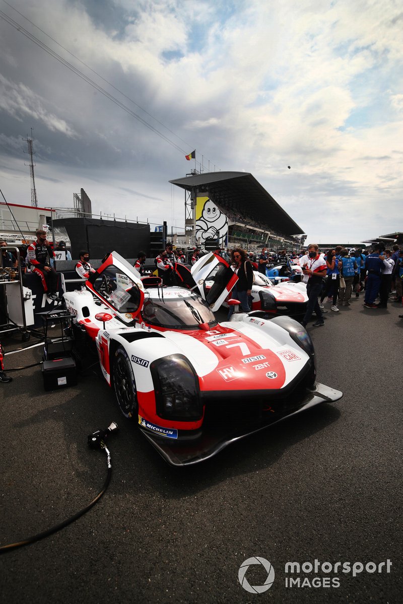 #7 Toyota Gazoo Racing Toyota GR010 - Hybrid Hypercar, Mike Conway, Kamui Kobayashi, José María López