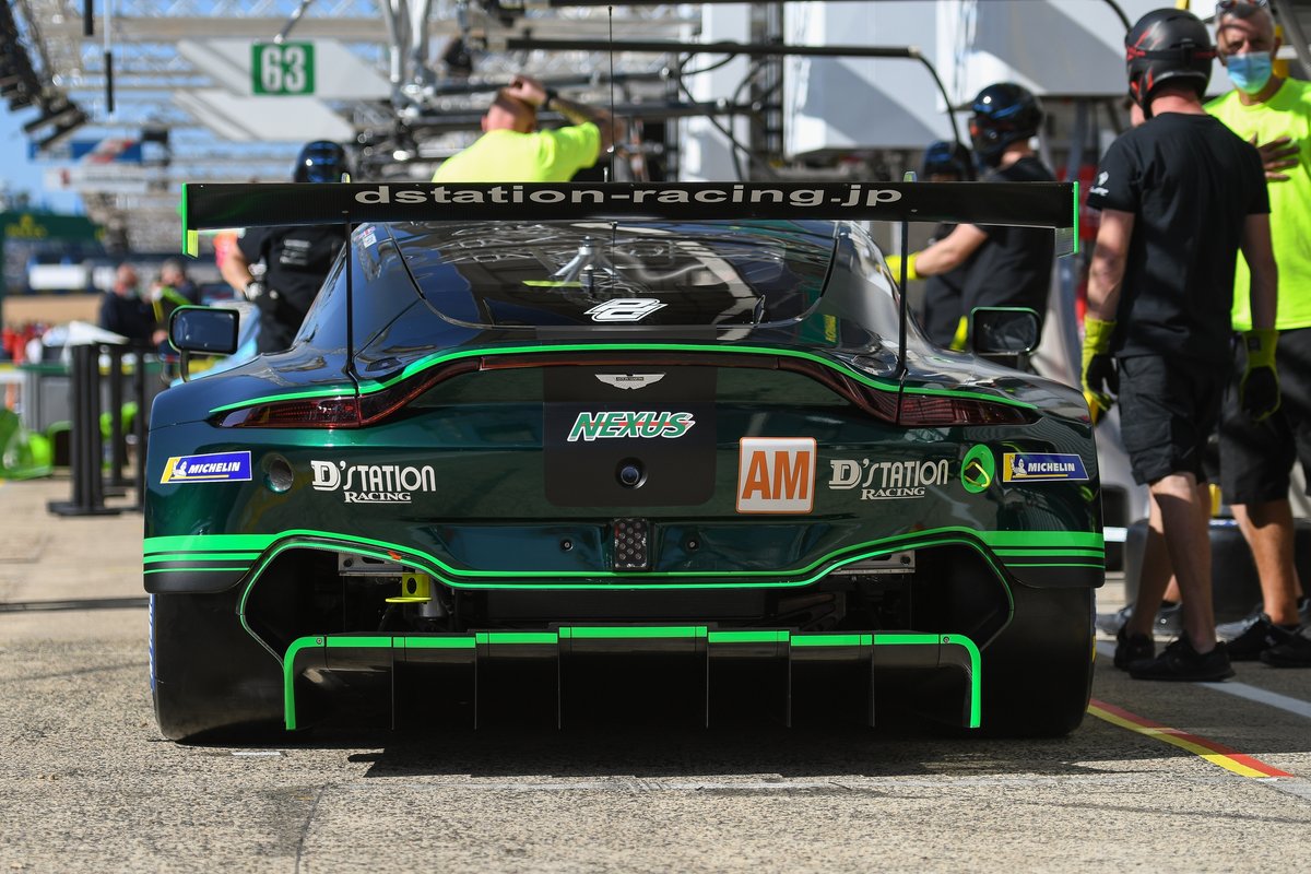 #777 D'Station Racing Aston Martin Vantage AMR LMGTE Am, Satoshi Hoshino, Tomonobu Fujii, Andrew Watson