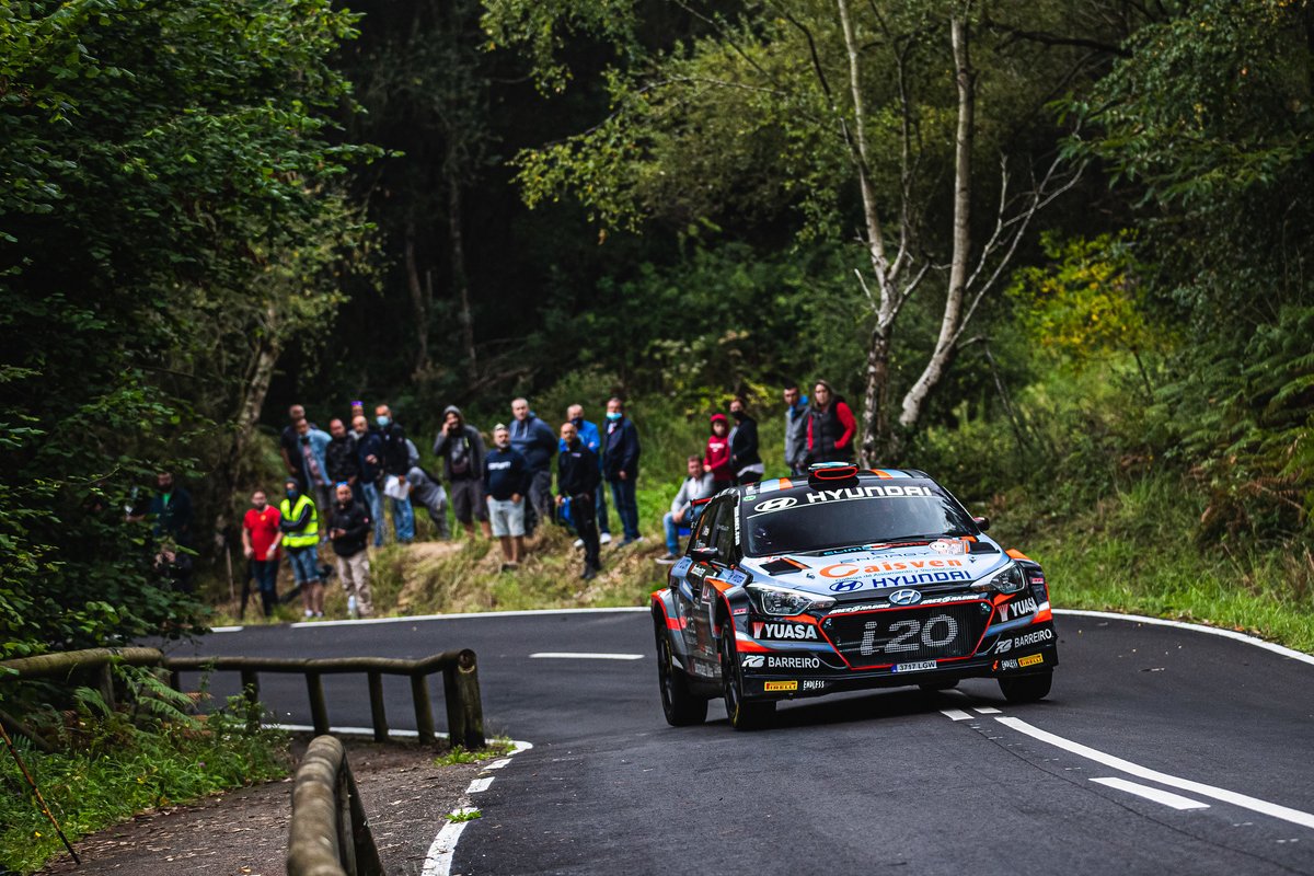 Iván Ares, David Vázquez, Hyundai