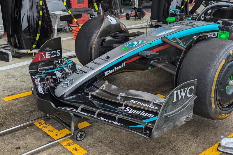 Mercedes W15 détails techniques