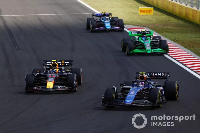 Logan Sargeant, Williams FW46, Sergio Pérez, Red Bull Racing RB20, Zhou Guanyu, Stake F1 Team Kick Sauber C44