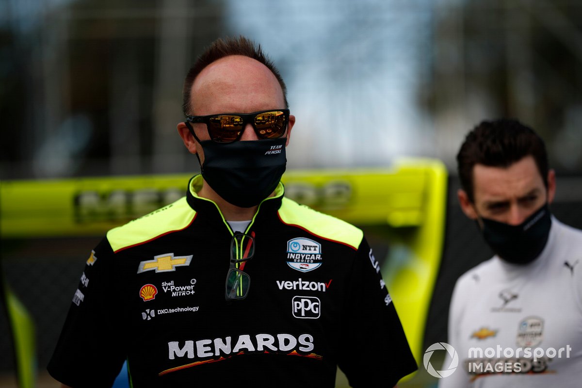 Simon Pagenaud, Team Penske Chevrolet, engineer Ben Bretzman