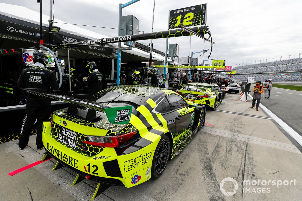 #12 Vasser Sullivan Lexus RC F GT3, GTD: Townsend Bell, Robert Megennis, Zach Veach, Frankie Montecalvo
