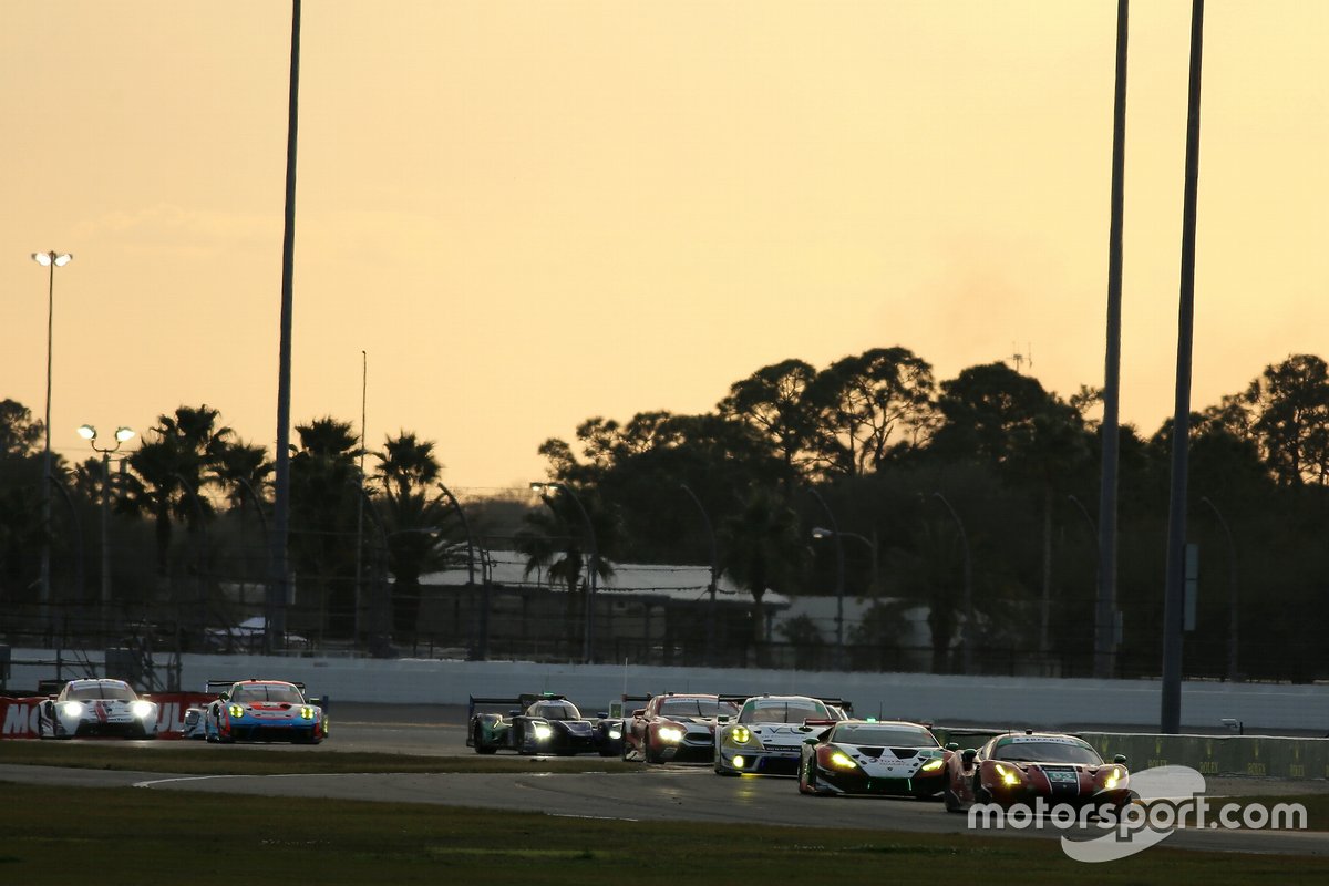 #63 Scuderia Corsa Ferrari 488 GT3, GTD: Ryan Briscoe, Marcos Gomes, Ed Jones, Bret Curtis