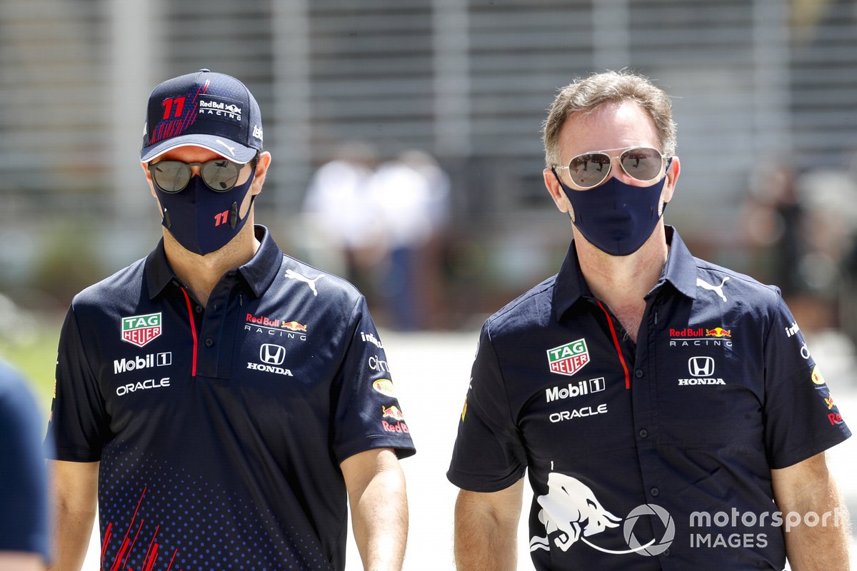 Sergio Pérez, Red Bull Racing y Christian Horner, Team Principal, Red Bull Racing