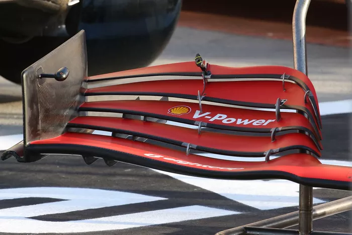 Detalle del alerón delantero del Ferrari SF1000