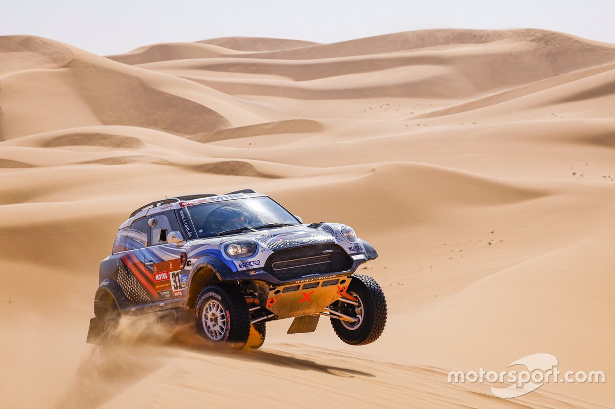 #317 X-Raid Mini JCW Rally Team Bmw: Vladimir Vasilyev, Dmitro Tsyro