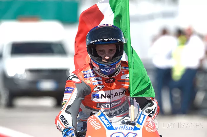 Ganador de la carrera Andrea Dovizioso, Ducati Team