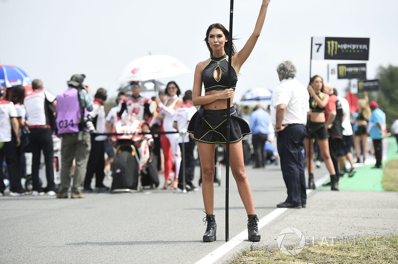 Grid girl