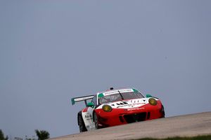 #58 Wright Motorsports Porsche 911 GT3 R, GTD - Patrick Long, Christina Nielsen
