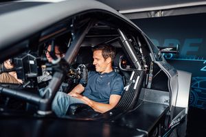 Sebastien Ogier nella Mercedes-AMG C 63 DTM