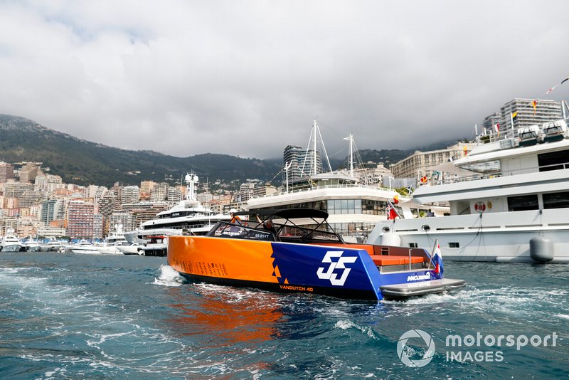 Barco da McLaren em Mônaco