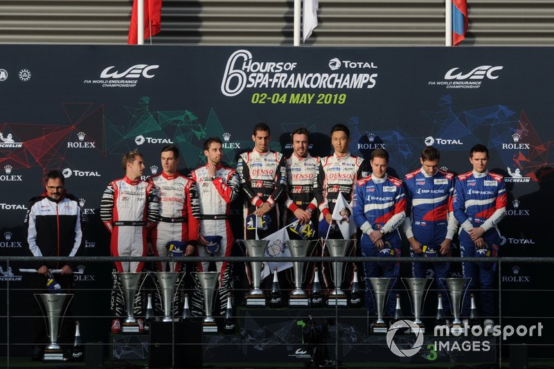 P1 Podio, #3 Rebellion Racing Rebellion R-13 - Gibson: Nathanael Berthon, Thomas Laurent, Gustavo Menezes, #8 Toyota Gazoo Racing Toyota TS050: Sébastien Buemi, Kazuki Nakajima, Fernando Alonso and #11 SMP Racing BR Engineering BR1: Mikhail Aleshin, Vitaly Petrov, Stoffel Vandoorne