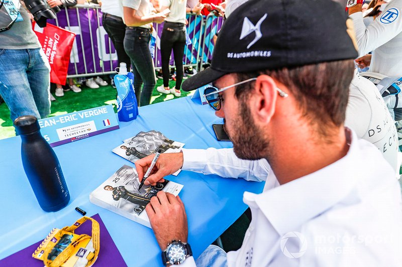 Jean-Eric Vergne, DS TECHEETAH at the autograph session