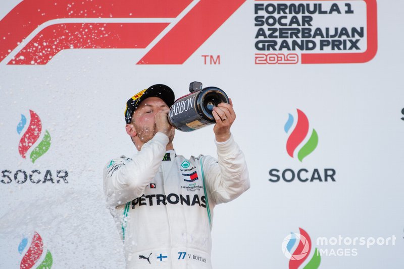 Podio: ganador de la carrera Valtteri Bottas, Mercedes AMG F1