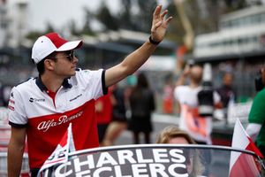Charles Leclerc, Sauber on the drivers parade