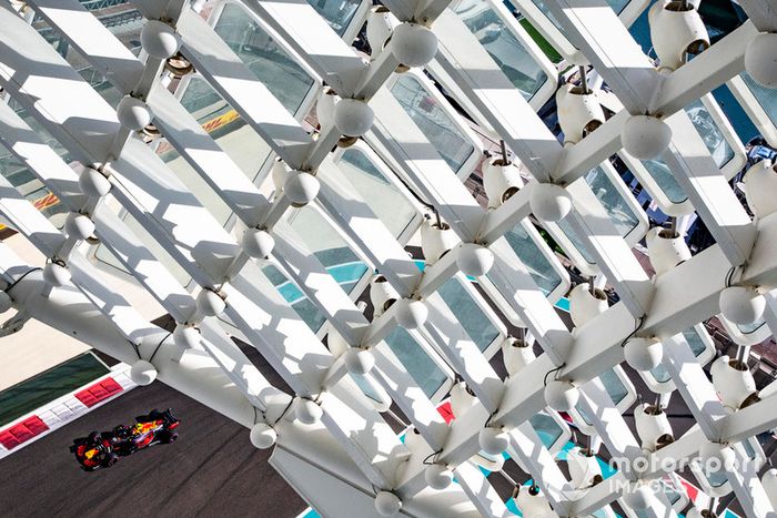 Max Verstappen, Red Bull Racing RB14 