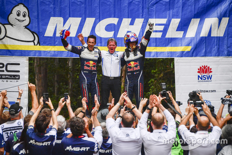 Los campeones del mundo 2018: Sébastien Ogier, Julien Ingrassia, Ford Fiesta WRC, M-Sport Ford con Malcolm Wilson