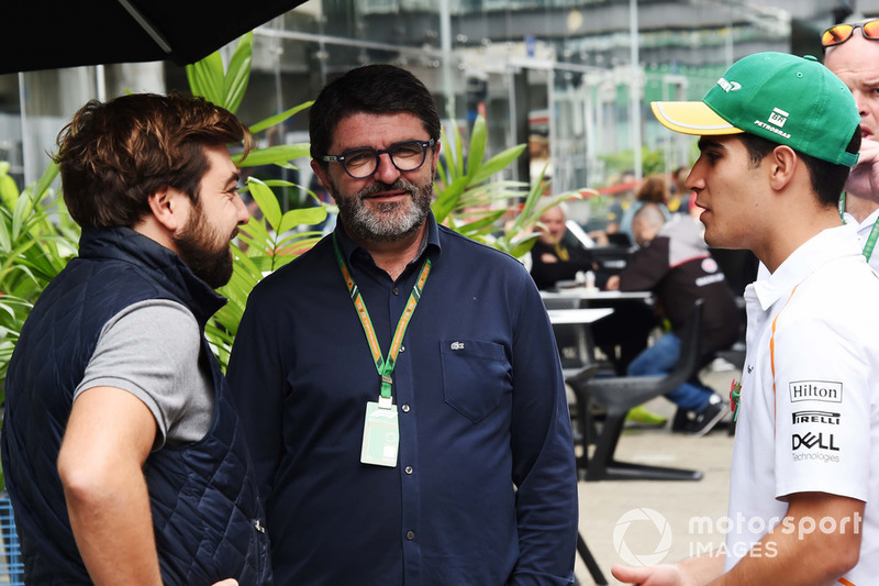 Jose Villanueva, Estrella Galicia, Luis Garcia Abad, manager de Fernando Alonso, McLaren y Sergio Sette Camara, McLaren
