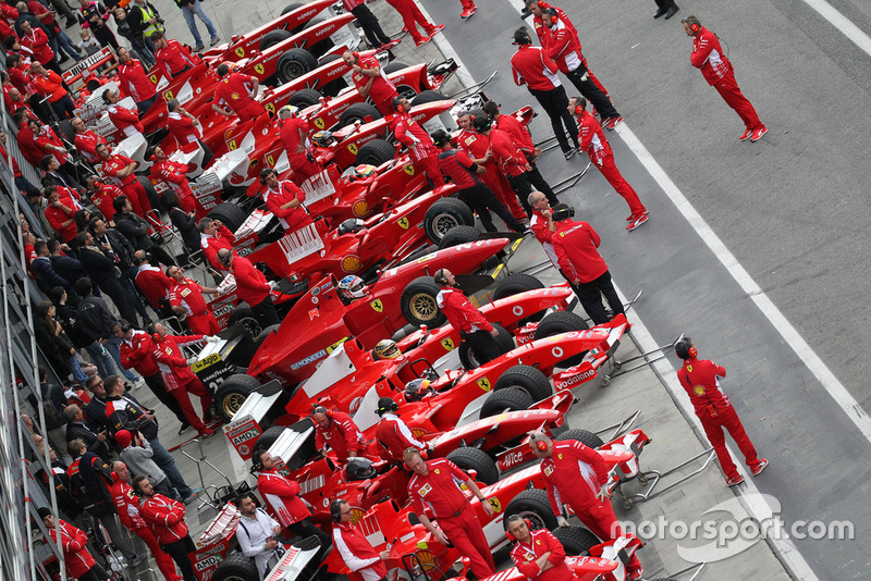 Автомобили Ф1 Ferrari