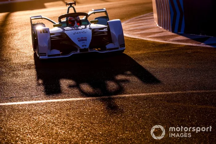 Oliver Turvey, NIO Formula E Team, NIO Sport 004