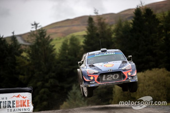Thierry Neuville, Nicolas Gilsoul, Hyundai Motorsport Hyundai i20 Coupe WRC Bastien Baudin