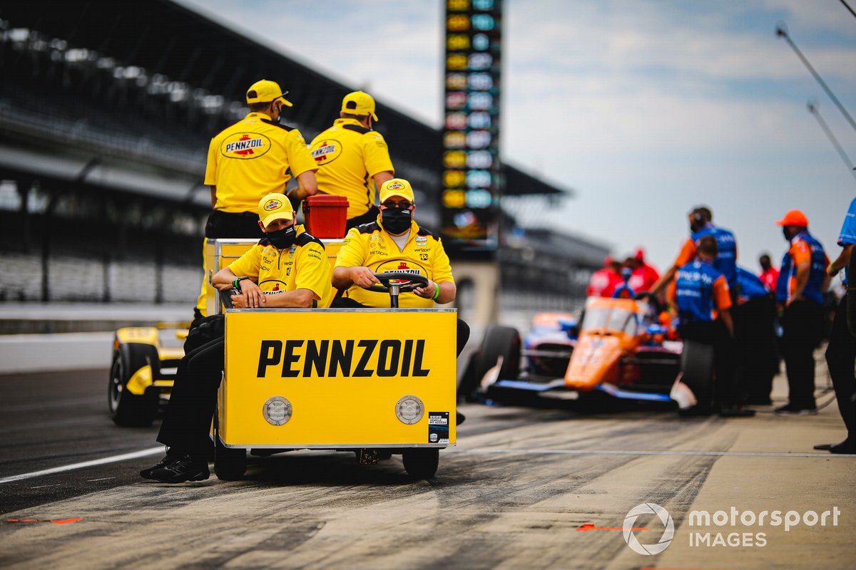 Helio Castroneves, Team Penske Chevrolet,