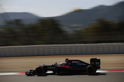 Jenson Button, McLaren MP4-31 on track