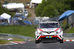 #326 Toyota Gazoo Racing, Toyota C-HR Racing: Masahiko Kageyama, Kumi Sato, Tomoyuki Katayama