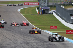 Lewis Hamilton, Mercedes AMG F1 W07 Hybrid