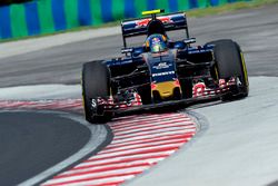 Carlos Sainz Jr., Scuderia Toro Rosso STR11