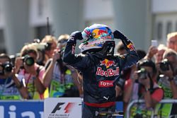 Race winner Daniel Ricciardo, Red Bull Racing