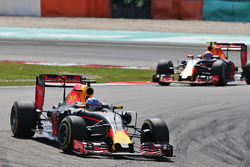 Daniel Ricciardo, Red Bull Racing RB12 leads team mate Max Verstappen, Red Bull Racing RB12