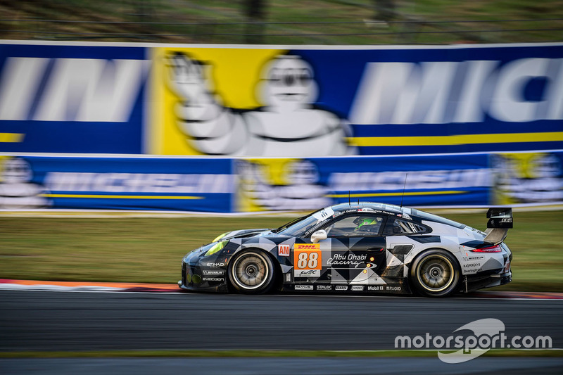 #88 Proton Racing, Porsche 911 RSR: Khaled Al Qubaisi, David Heinemeier Hansson, Patrick Long